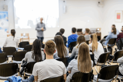 Zum Artikel "Teaching Analysis Poll "