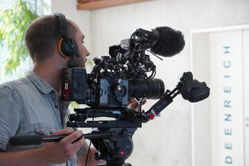 Zur Seite: Lernmedienproduktion & Content-Services